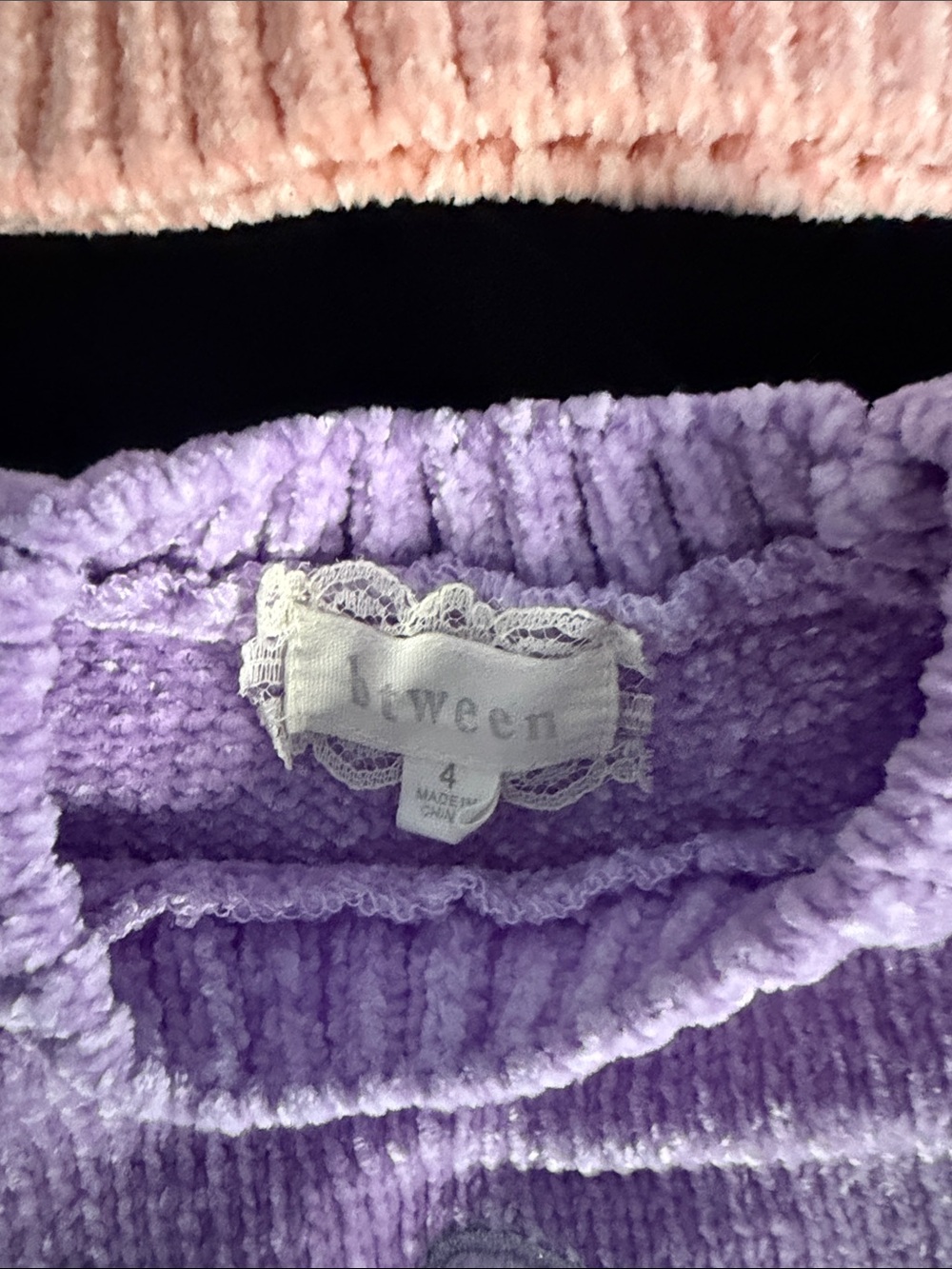 Kids Bundle of plush sweaters size 4 - Picture 6 of 12